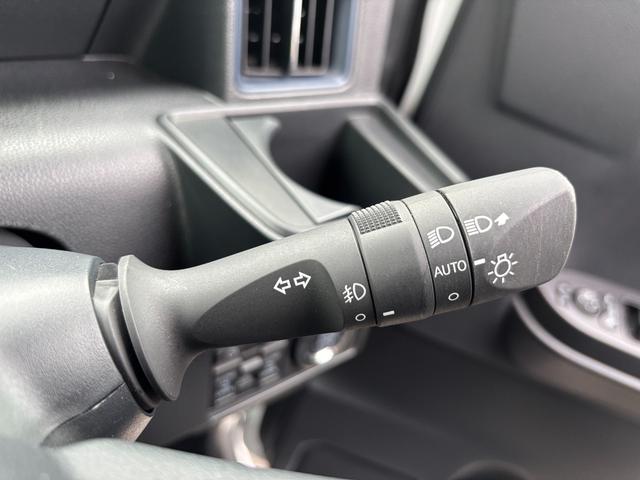 タントカスタムＸ１４インチアルミホイール　大型エアロバンパー　フルＬＥＤヘッドランプ　オート格納式カラードドアミラー　両側パワースライドドア　キーフリーシステム　プッシュボタンスタート（静岡県）の中古車