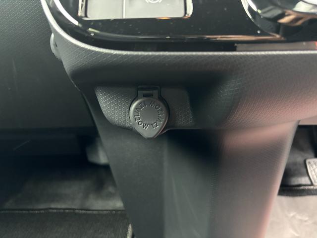 タントカスタムＸ１４インチアルミホイール　大型エアロバンパー　フルＬＥＤヘッドランプ　オート格納式カラードドアミラー　両側パワースライドドア　キーフリーシステム　プッシュボタンスタート（静岡県）の中古車