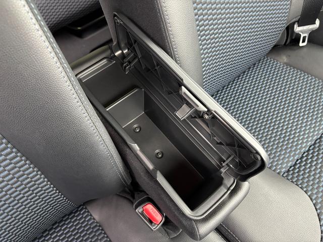 タントカスタムＸ１４インチアルミホイール　大型エアロバンパー　フルＬＥＤヘッドランプ　オート格納式カラードドアミラー　両側パワースライドドア　キーフリーシステム　プッシュボタンスタート（静岡県）の中古車