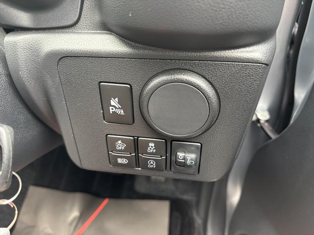 ミライースＬ　ＳＡIII１３インチフルホイールキャップ　マルチリフレクターハロゲンヘッドランプ　可倒式ドアミラー　自発光式デジタルメーターアンバーイルミネーションメーター　マニュアルエアコン（ダイヤル式）　キーレスエントリー（静岡県）の中古車