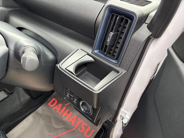タントカスタムＸ１４インチアルミホイール　大型エアロバンパー　フルＬＥＤヘッドランプ　オート格納式カラードドアミラー　両側パワースライドドア　キーフリーシステム　プッシュボタンスタート（静岡県）の中古車