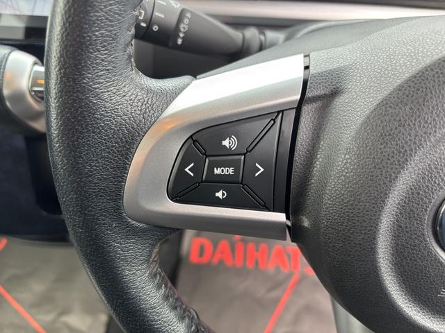 タントカスタムRS トップエディションSAII15インチアルミホイール キーフリーシステム 両側パワースライドドア オートエアコン(プッシュ式) LEDヘッドラン 本革巻ステアリングホイール(静岡県)の中古車