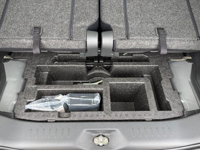 タントカスタムRS トップエディションSAII15インチアルミホイール キーフリーシステム 両側パワースライドドア オートエアコン(プッシュ式) LEDヘッドラン 本革巻ステアリングホイール(静岡県)の中古車