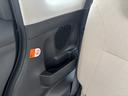 １４インチフルホイールキャップ　ＬＥＤヘッドランプ　キーフリーシステム　両側パワースライドドア　オートエアコン（プッシュ式）　オートライト　置きラクボックス（静岡県）の中古車