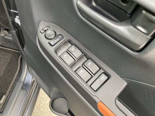 タントファンクロスターボ１５インチアルミホイール　キーフリーシステム　フルＬＥＤヘッドランプ　オート格納式カラードドアミラー　革巻ステアリングホイール　両側パワースライドドア（静岡県）の中古車