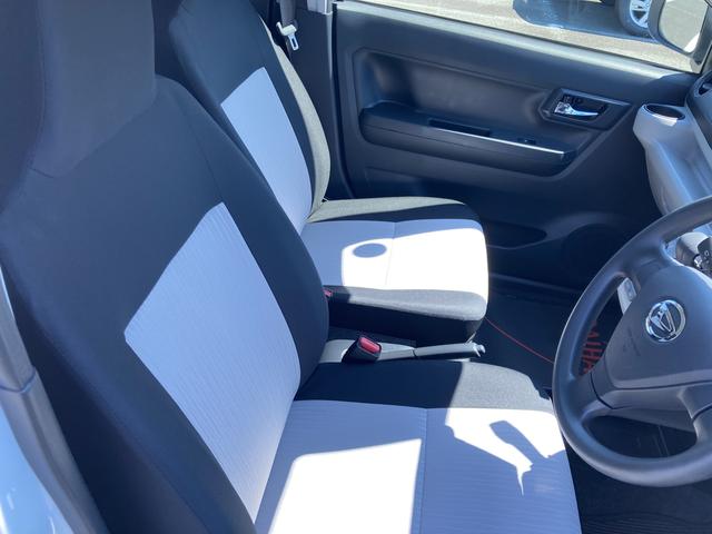 ミライースＸ　ＳＡIII１４インチフルホイールキャップ　ＬＥＤヘッドランプ　電動格納式（カラード）ドアミラー　自発光式デジタルメーターブルーイルミネーションメーター　マニュアルエアコン（ダイヤル式）　キーレスエントリー（静岡県）の中古車
