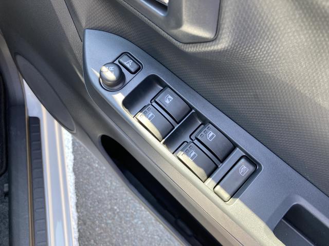 ミライースＸ　ＳＡIII１４インチフルホイールキャップ　ＬＥＤヘッドランプ　電動格納式（カラード）ドアミラー　自発光式デジタルメーターブルーイルミネーションメーター　マニュアルエアコン（ダイヤル式）　キーレスエントリー（静岡県）の中古車