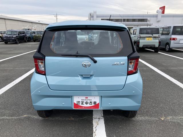 ミライースＬ　ＳＡIII１３インチフルホイールキャップ　マルチリフレクターハロゲンヘッドランプ　可倒式ドアミラー　自発光式デジタルメーターアンバーイルミネーションメーター　マニュアルエアコン（ダイヤル式）　キーレスエントリー（静岡県）の中古車
