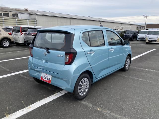 ミライースＬ　ＳＡIII１３インチフルホイールキャップ　マルチリフレクターハロゲンヘッドランプ　可倒式ドアミラー　自発光式デジタルメーターアンバーイルミネーションメーター　マニュアルエアコン（ダイヤル式）　キーレスエントリー（静岡県）の中古車