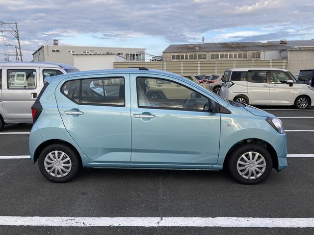 ミライースＬ　ＳＡIII１３インチフルホイールキャップ　マルチリフレクターハロゲンヘッドランプ　可倒式ドアミラー　自発光式デジタルメーターアンバーイルミネーションメーター　マニュアルエアコン（ダイヤル式）　キーレスエントリー（静岡県）の中古車