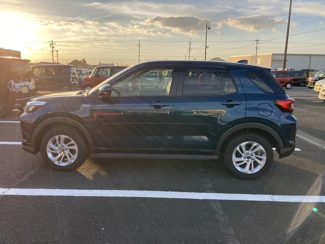 ロッキーX HEV16インチアルミホイール フルLEDヘッドランプ ドアアウターハンドル(ボディ同色) オートエアコン(プッシュ式) UVカットガラス キーフリーシステム プッシュボタンスタート(静岡県)の中古車