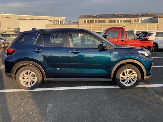 ロッキーX HEV16インチアルミホイール フルLEDヘッドランプ ドアアウターハンドル(ボディ同色) オートエアコン(プッシュ式) UVカットガラス キーフリーシステム プッシュボタンスタート(静岡県)の中古車