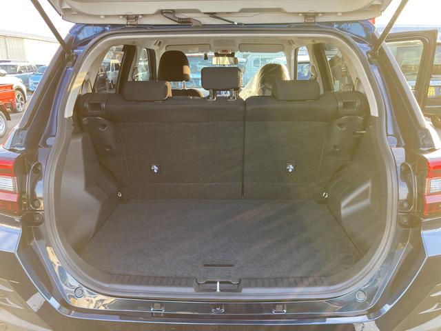 ロッキーX HEV16インチアルミホイール フルLEDヘッドランプ ドアアウターハンドル(ボディ同色) オートエアコン(プッシュ式) UVカットガラス キーフリーシステム プッシュボタンスタート(静岡県)の中古車