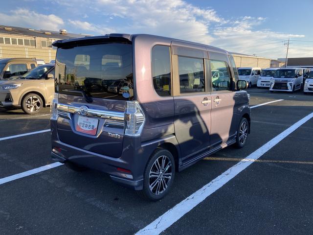 タントカスタムＲＳ　トップエディションＳＡII１５インチアルミホイール　大型エアロバンパー　ＬＥＤヘッドランプ　オート格納式カラードドアミラー　本革巻ステアリングホイール　両側パワースライドドア（静岡県）の中古車