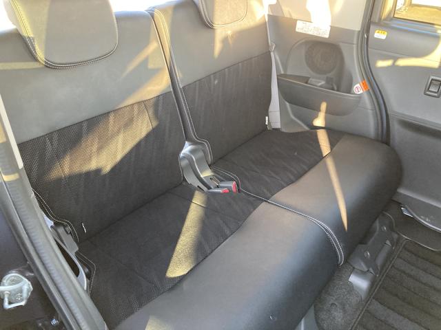 タントカスタムＲＳ　トップエディションＳＡII１５インチアルミホイール　大型エアロバンパー　ＬＥＤヘッドランプ　オート格納式カラードドアミラー　本革巻ステアリングホイール　両側パワースライドドア（静岡県）の中古車