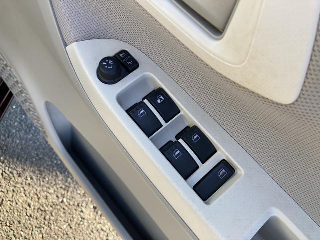 ムーヴＸ　ＳＡIII１４インチアルミホイール　スーパーＵＶＩＲカットガラス　キーフリーシステム　オートエアコン（プッシュ式）　ハロゲンヘッドライト（静岡県）の中古車