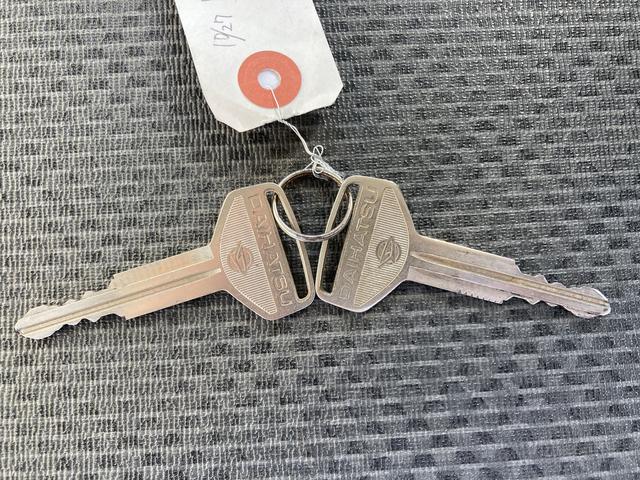 ハイゼットトラックスタンダード　農用スペシャル４ＷＤ　ＭＴ　ＵＶカットガラス（フロントウィンドウ）　プリントレザーシート表皮　マニュアルエアコン　クリーンエアフィルター（静岡県）の中古車