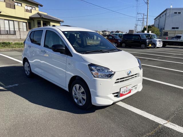 ミライースＸ　ＳＡIII１４インチフルホイールキャップ　ＬＥＤヘッドランプ　電動格納式（カラード）ドアミラー　自発光式デジタルメーターブルーイルミネーションメーター　マニュアルエアコン（ダイヤル式）　キーレスエントリー（静岡県）の中古車