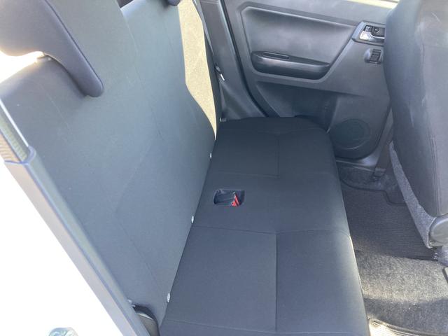 ミライースＸ　ＳＡIII１４インチフルホイールキャップ　ＬＥＤヘッドランプ　電動格納式（カラード）ドアミラー　自発光式デジタルメーターブルーイルミネーションメーター　マニュアルエアコン（ダイヤル式）　キーレスエントリー（静岡県）の中古車