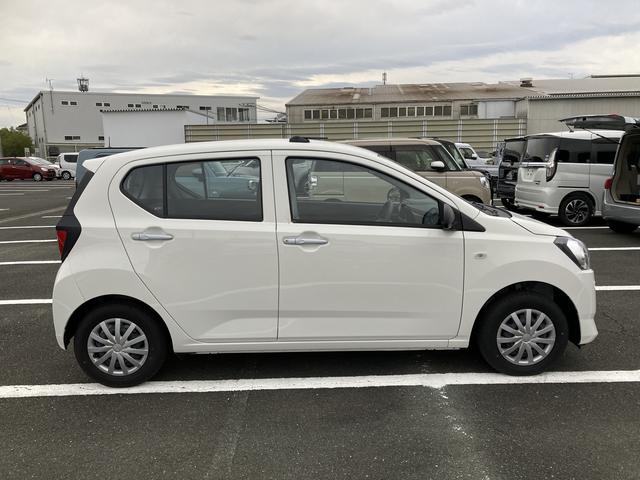 ミライースＬ　ＳＡIII１３インチフルホイールキャップ　マルチリフレクターハロゲンヘッドランプ　可倒式ドアミラー　自発光式デジタルメーターアンバーイルミネーションメーター　マニュアルエアコン（ダイヤル式）　キーレスエントリー（静岡県）の中古車