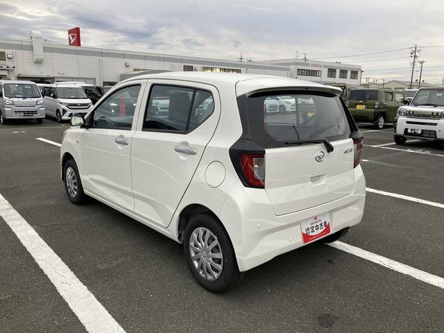 ミライースＬ　ＳＡIII１３インチフルホイールキャップ　マルチリフレクターハロゲンヘッドランプ　可倒式ドアミラー　自発光式デジタルメーターアンバーイルミネーションメーター　マニュアルエアコン（ダイヤル式）　キーレスエントリー（静岡県）の中古車