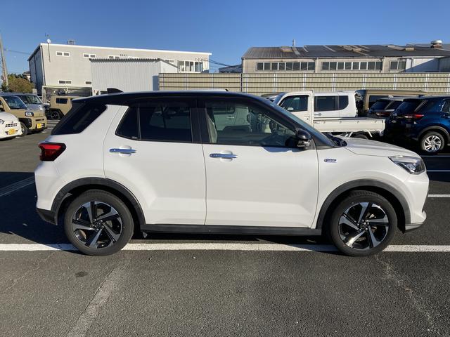 ロッキープレミアムＧ　ＨＥＶ１７インチアルミホイール　ＵＶＩＲカット遮音ガラス　フルＬＥＤヘッドランプ　キーフリーシステム　革巻きステアリングホイール　本革シフトノブ　アクティブマルチインフォメーションメーター（静岡県）の中古車