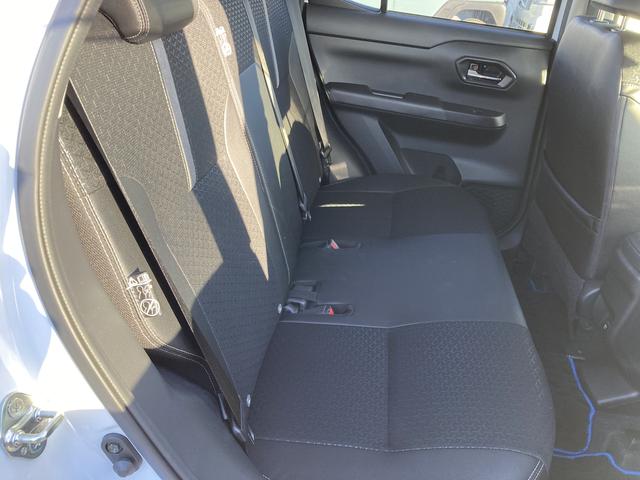 ロッキープレミアムＧ　ＨＥＶ１７インチアルミホイール　ＵＶＩＲカット遮音ガラス　フルＬＥＤヘッドランプ　キーフリーシステム　革巻きステアリングホイール　本革シフトノブ　アクティブマルチインフォメーションメーター（静岡県）の中古車