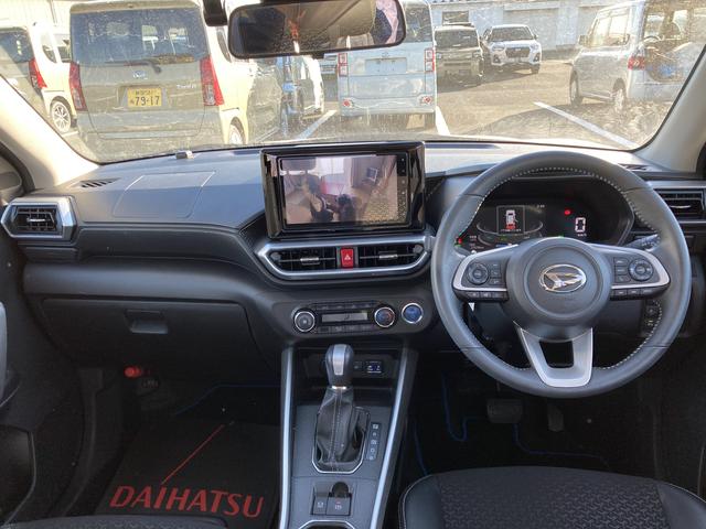 ロッキープレミアムＧ　ＨＥＶ１７インチアルミホイール　ＵＶＩＲカット遮音ガラス　フルＬＥＤヘッドランプ　キーフリーシステム　革巻きステアリングホイール　本革シフトノブ　アクティブマルチインフォメーションメーター（静岡県）の中古車