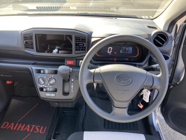 ミライースＬ　ＳＡIII１３インチフルホイールキャップ　マルチリフレクターハロゲンヘッドランプ　可倒式ドアミラー　自発光式デジタルメーターアンバーイルミネーションメーター　マニュアルエアコン（ダイヤル式）　キーレスエントリー（静岡県）の中古車