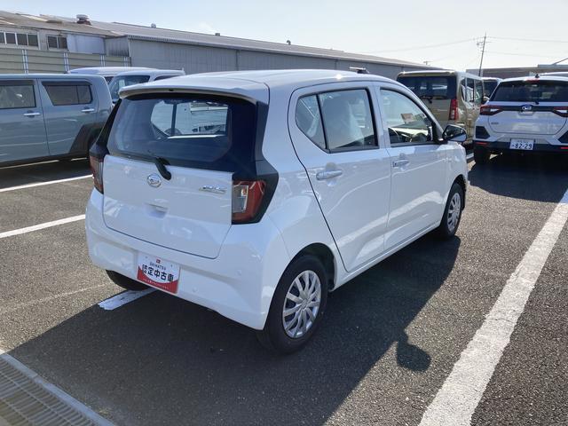 ミライースＬ　ＳＡIII１３インチフルホイールキャップ　マルチリフレクターハロゲンヘッドランプ　可倒式ドアミラー　自発光式デジタルメーターアンバーイルミネーションメーター　マニュアルエアコン（ダイヤル式）　キーレスエントリー（静岡県）の中古車