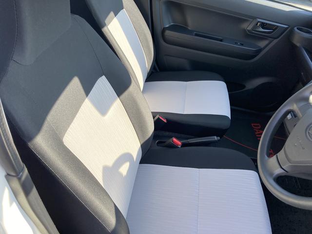 ミライースＬ　ＳＡIII１３インチフルホイールキャップ　マルチリフレクターハロゲンヘッドランプ　可倒式ドアミラー　自発光式デジタルメーターアンバーイルミネーションメーター　マニュアルエアコン（ダイヤル式）　キーレスエントリー（静岡県）の中古車