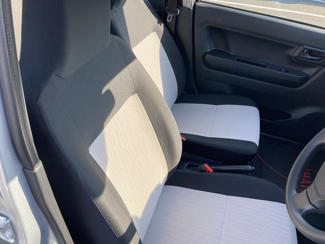 ミライースL SAIII13インチフルホイールキャップ マルチリフレクターハロゲンヘッドランプ 可倒式ドアミラー 自発光式デジタルメーターアンバーイルミネーションメーター マニュアルエアコン(ダイヤル式) キーレスエントリー(静岡県)の中古車