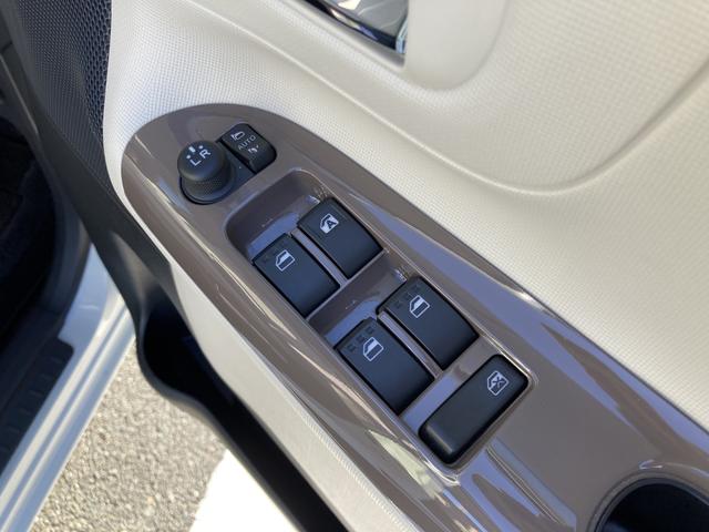 ムーヴキャンバスGメイクアップVS SAIII14インチフルホイールキャップ LEDヘッドランプ キーフリーシステム 両側パワースライドドア オートエアコン(プッシュ式) オートライト 置きラクボックス(静岡県)の中古車