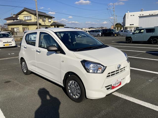 ミライースＬ　ＳＡIII１３インチフルホイールキャップ　マルチリフレクターハロゲンヘッドランプ　可倒式ドアミラー　自発光式デジタルメーターアンバーイルミネーションメーター　マニュアルエアコン（ダイヤル式）　キーレスエントリー（静岡県）の中古車