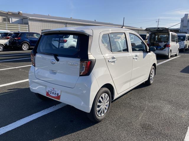 ミライースＬ　ＳＡIII１３インチフルホイールキャップ　マルチリフレクターハロゲンヘッドランプ　可倒式ドアミラー　自発光式デジタルメーターアンバーイルミネーションメーター　マニュアルエアコン（ダイヤル式）　キーレスエントリー（静岡県）の中古車