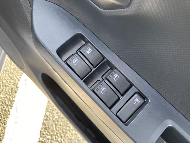 ミライースＬ　ＳＡIII１３インチフルホイールキャップ　マルチリフレクターハロゲンヘッドランプ　可倒式ドアミラー　自発光式デジタルメーターアンバーイルミネーションメーター　マニュアルエアコン（ダイヤル式）　キーレスエントリー（静岡県）の中古車