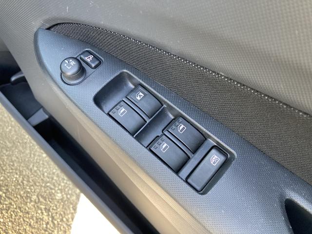 ムーヴカスタム　Ｘ１４インチアルミホイール　ＵＶカットガラス　ウレタンステアリングホイール　ウレタンインパネセンターシフト　キーフリーシステム　プッシュボタンスタート（静岡県）の中古車