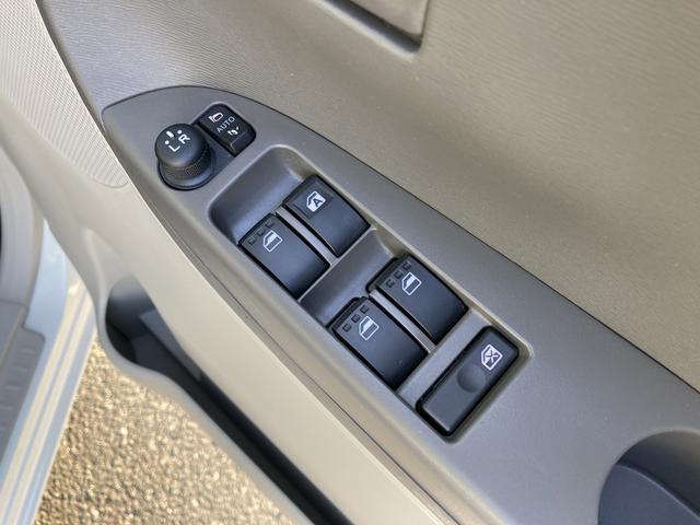 タントＸ　ＳＡIIIキーフリーシステム　パワースライドドア（左側）　オートエアコン（プッシュ式）　オートライト　ハロゲンヘッドランプ　マルチインフォメーションディスプレイ（静岡県）の中古車