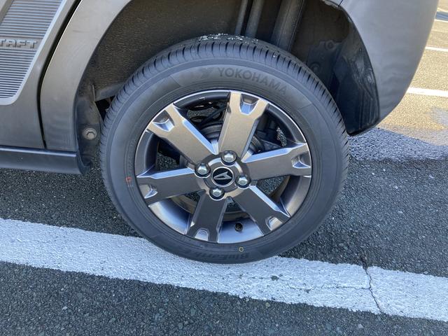 タフトＧターボ１５インチアルミホイール　オートレベリング機能付フルＬＥＤヘッドランプ　ＬＥＤフォグランプ　本革巻ステアリングホイール　本革巻インパネセンターシフト　ＴＦＴカラーマルチインフォメーションディスプレイ（静岡県）の中古車