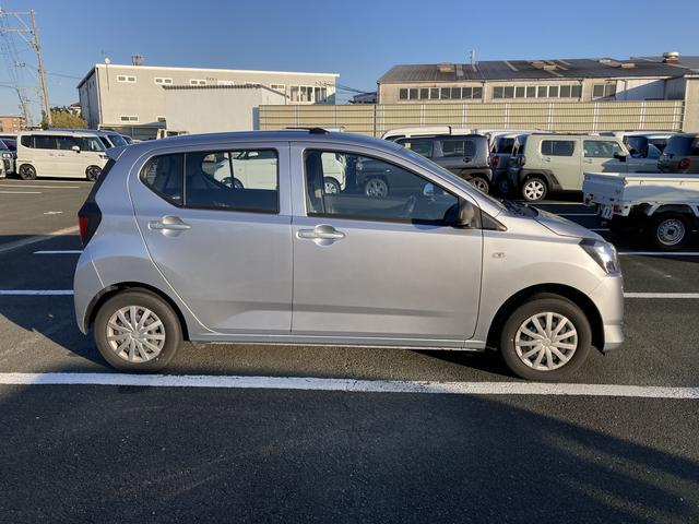 ミライースＬ　ＳＡIII１３インチフルホイールキャップ　マルチリフレクターハロゲンヘッドランプ　可倒式ドアミラー　自発光式デジタルメーターアンバーイルミネーションメーター　マニュアルエアコン（ダイヤル式）　キーレスエントリー（静岡県）の中古車