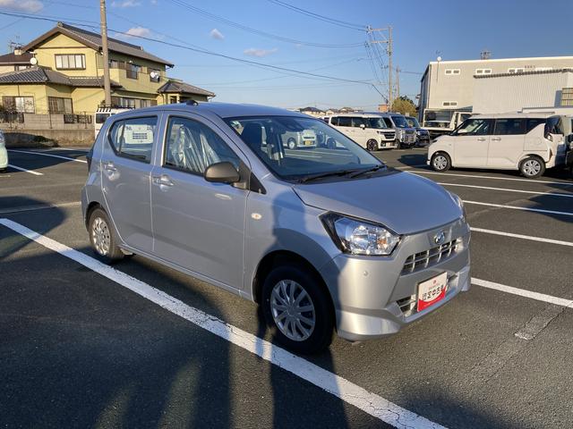 ミライースＬ　ＳＡIII１３インチフルホイールキャップ　マルチリフレクターハロゲンヘッドランプ　可倒式ドアミラー　自発光式デジタルメーターアンバーイルミネーションメーター　マニュアルエアコン（ダイヤル式）　キーレスエントリー（静岡県）の中古車