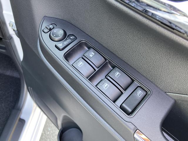 タントカスタムＸ１４インチアルミホイール　大型エアロバンパー　フルＬＥＤヘッドランプ　オート格納式カラードドアミラー　両側パワースライドドア　キーフリーシステム　プッシュボタンスタート（静岡県）の中古車