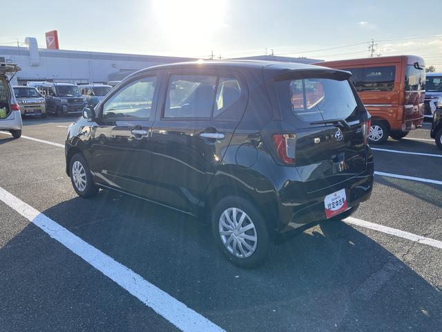 ミライースＬ　ＳＡIII１３インチフルホイールキャップ　マルチリフレクターハロゲンヘッドランプ　可倒式ドアミラー　自発光式デジタルメーターアンバーイルミネーションメーター　マニュアルエアコン（ダイヤル式）　キーレスエントリー（静岡県）の中古車