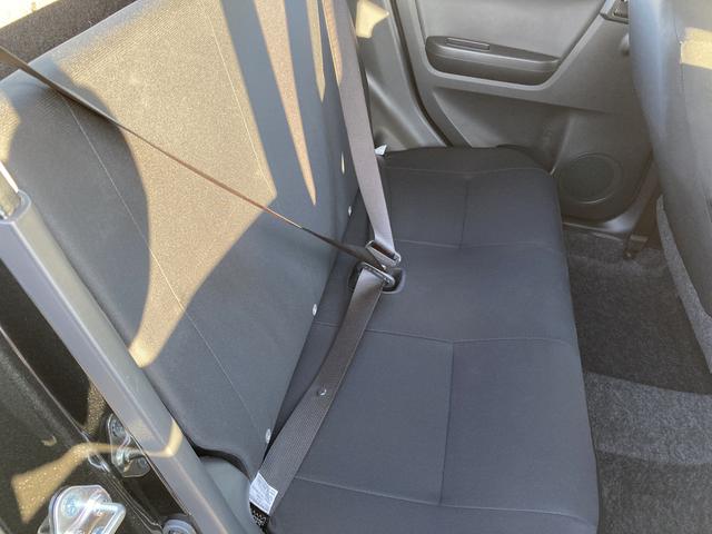 ミライースＬ　ＳＡIII１３インチフルホイールキャップ　マルチリフレクターハロゲンヘッドランプ　可倒式ドアミラー　自発光式デジタルメーターアンバーイルミネーションメーター　マニュアルエアコン（ダイヤル式）　キーレスエントリー（静岡県）の中古車