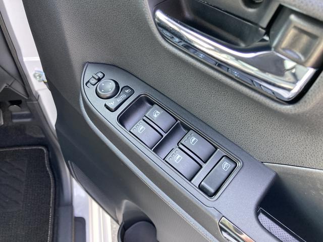 タントカスタムＸ１４インチアルミホイール　大型エアロバンパー　フルＬＥＤヘッドランプ　オート格納式カラードドアミラー　両側パワースライドドア　キーフリーシステム　プッシュボタンスタート（静岡県）の中古車