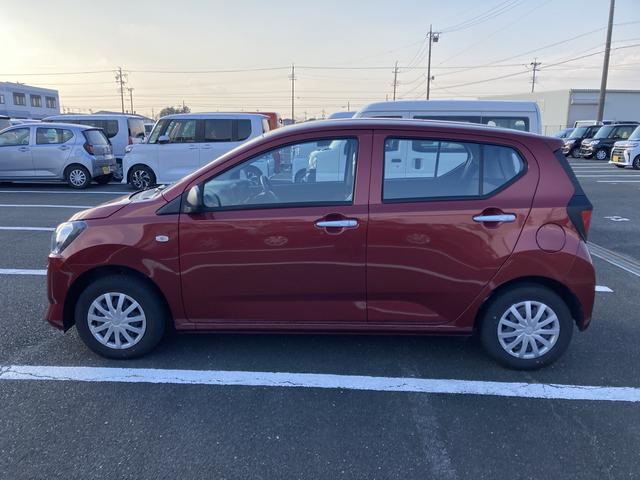 ミライースＬ　ＳＡIII１３インチフルホイールキャップ　マルチリフレクターハロゲンヘッドランプ　可倒式ドアミラー　自発光式デジタルメーターアンバーイルミネーションメーター　マニュアルエアコン（ダイヤル式）　キーレスエントリー（静岡県）の中古車