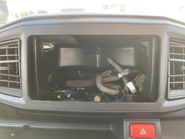 ミライースＬ　ＳＡIII１３インチフルホイールキャップ　マルチリフレクターハロゲンヘッドランプ　可倒式ドアミラー　自発光式デジタルメーターアンバーイルミネーションメーター　マニュアルエアコン（ダイヤル式）　キーレスエントリー（静岡県）の中古車