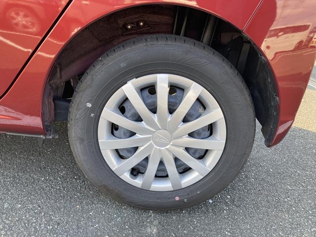 ミライースＬ　ＳＡIII１３インチフルホイールキャップ　マルチリフレクターハロゲンヘッドランプ　可倒式ドアミラー　自発光式デジタルメーターアンバーイルミネーションメーター　マニュアルエアコン（ダイヤル式）　キーレスエントリー（静岡県）の中古車