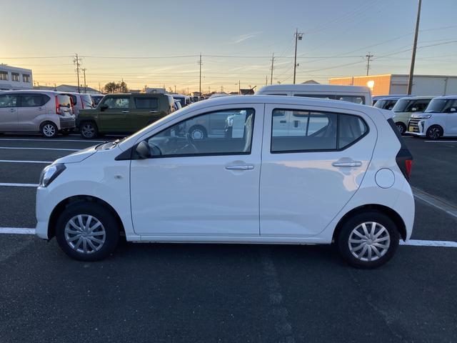 ミライースＬ　ＳＡIII１３インチフルホイールキャップ　マルチリフレクターハロゲンヘッドランプ　可倒式ドアミラー　自発光式デジタルメーターアンバーイルミネーションメーター　マニュアルエアコン（ダイヤル式）　キーレスエントリー（静岡県）の中古車