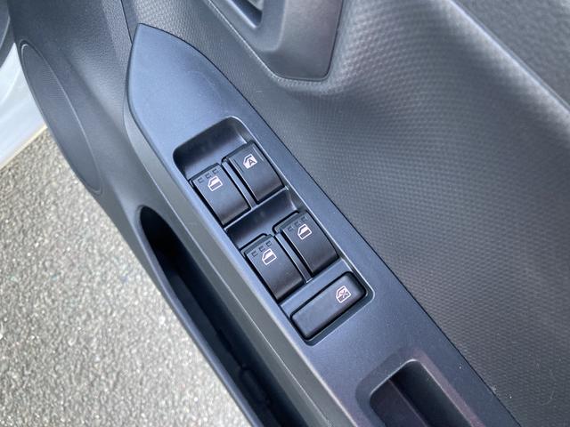 ミライースＬ　ＳＡIII１３インチフルホイールキャップ　マルチリフレクターハロゲンヘッドランプ　可倒式ドアミラー　自発光式デジタルメーターアンバーイルミネーションメーター　マニュアルエアコン（ダイヤル式）　キーレスエントリー（静岡県）の中古車